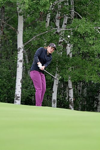 Swan River's Crystal Zamzow enters the Golf Manitoba women's amateur on a roll, with wins at the Elmhurst Invitational and provincial junior girls' championship in the last two weeks. (Thomas Friesen/The Brandon Sun)