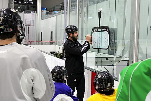 Curtis Brolund goes over a drill during a Brandon Wheat Kings Under-18 AAA practice at the J&G Homes Arena last fall. Brolund has joined the Virden Oil Capitals as an assistant coach for the 2023-24 Manitoba Junior Hockey League season. (Lucas Punkari/The Brandon Sun)
