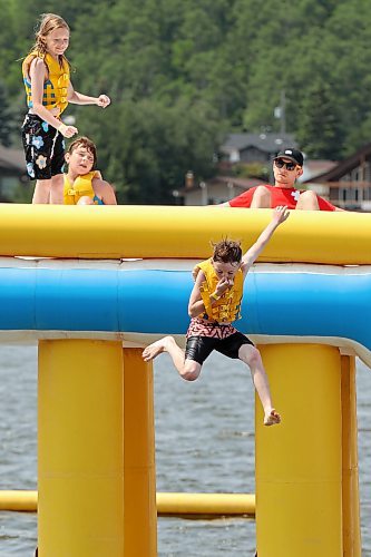 13072023
Kids play in the hot sun and cool water at the Splish Splash Water Park at Minnedosa Lake on a sunny Thursday. (Tim Smith/The Brandon Sun)