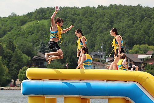13072023
Kids play in the hot sun and cool water at the Splish Splash Water Park at Minnedosa Lake on a sunny Thursday. (Tim Smith/The Brandon Sun)