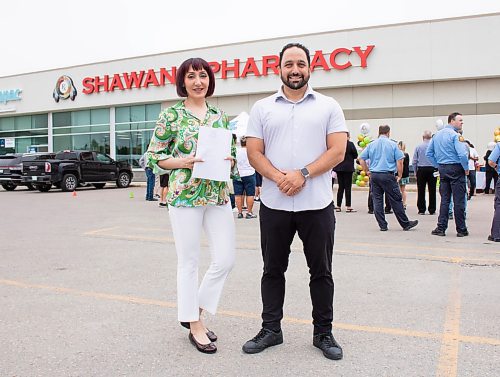 Mike Thiessen / Winnipeg Free Press 
Somlaz Nafez (left), pharmacy manager at Shawano Pharmacy, and Ali Reyhany, founder and CEO of Care Group of Pharmacies. Shawano Pharmacy&#x2019;s expansion is slated to be greatly beneficial for Northern communities with limited access to medication. For Gabrielle Piche. 230718 &#x2013; Tuesday, July 18, 2023