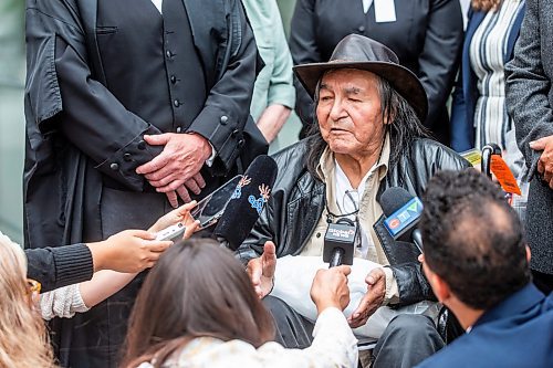 MIKAELA MACKENZIE / WINNIPEG FREE PRESS

Allan Woodhouse speaks with the media outside of the Law Courts as innocent man (after being wrongfully convicted  of murder decades ago) on Tuesday, July 18, 2023. For Katrina Clarke story.
Winnipeg Free Press 2023.