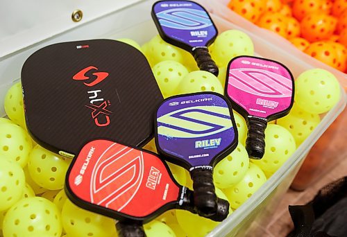 JOHN WOODS / WINNIPEG FREE PRESS
The Prairie Pickleball Shop stocks a wide range of pickleball gear and sportswear.