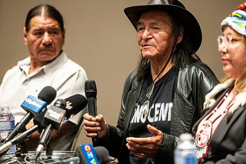 MIKAELA MACKENZIE / WINNIPEG FREE PRESS

Allan (A.J) Woodhouse speaks at a press conference at the Canadian Museum for Human Rights on Wednesday, July 19, 2023. For Tyler story.
Winnipeg Free Press 2023.