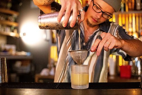 MIKAELA MACKENZIE / WINNIPEG FREE PRESS

Dylan Periera makes a Hi, Ken cocktail at Darling Bar on Wednesday, July 12, 2023.  For AV Kitching story.
Winnipeg Free Press 2023.