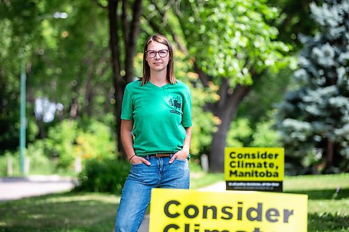 MIKAELA MACKENZIE / WINNIPEG FREE PRESS

Bethany Daman, who works on climate advocacy in Manitoba and has seen the impacts of extreme heat in her neighbourhood, outside of her home in Winnipeg on Thursday, July 20, 2023. For JS Rutgers story.
Winnipeg Free Press 2023