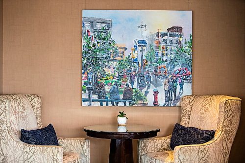 MIKAELA MACKENZIE / WINNIPEG FREE PRESS

Paintings by artist-in-residence Cindy Dyson hang in the Fairmont Gold Lounge in Winnipeg on Tuesday, July 25, 2023. For Al Small story.
Winnipeg Free Press 2023