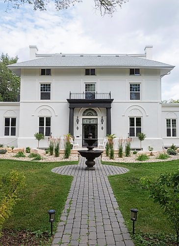 Mike Thiessen / Winnipeg Free Press 
A luxury house at 12 Ruskin Row, in Winnipeg&#x2019;s Crescentwood neighbourhood, is selling for $5 million. 230726 &#x2013; Wednesday, July 26, 2023