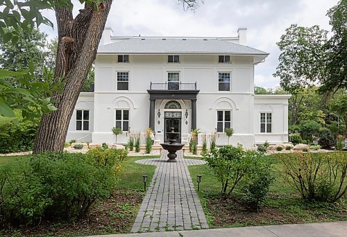 Mike Thiessen / Winnipeg Free Press 
A luxury house at 12 Ruskin Row, in Winnipeg&#x2019;s Crescentwood neighbourhood, is selling for $5 million. 230726 &#x2013; Wednesday, July 26, 2023