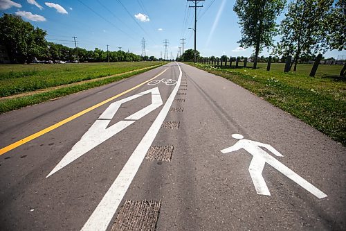 MIKAELA MACKENZIE / WINNIPEG FREE PRESS

The new Northwest Hydro Corridor Multi-Use Path on Thursday, July 27, 2023. For &#x2014; story.
Winnipeg Free Press 2023