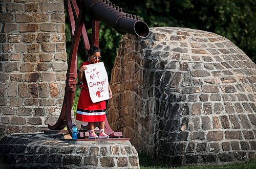 JOHN WOODS / WINNIPEG FREE PRESS
People attend a Search The Landfill rally at the Forks in Winnipeg, Sunday, July 30, 2023. 

Reporter: kitching