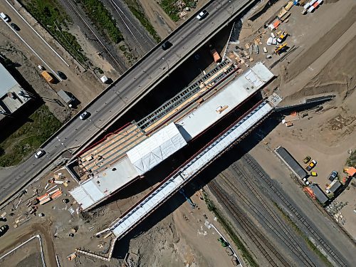 31072023
Work on replacing the Daly Overpass in Brandon continues on Monday. The project began in 2022 and is expected to be completed in 2024.   (Tim Smith/The Brandon Sun)