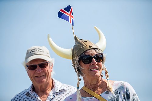 Daniel Crump / Winnipeg Free Press. People enjoy hot summer weather as they take in the sights and sounds of Gimli Manitoba&#x2019;s annual Icelandic festival, Islendingadagurinn. July 30, 2022.