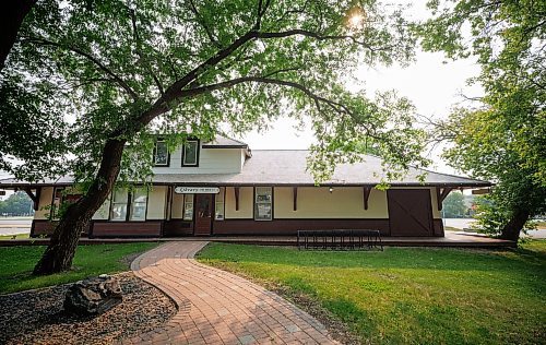 MIKE DEAL / WINNIPEG FREE PRESS
The Arborg Library which was originally the CPR Train Station in Arborg, MB.
230731 - Monday, July 31, 2023.