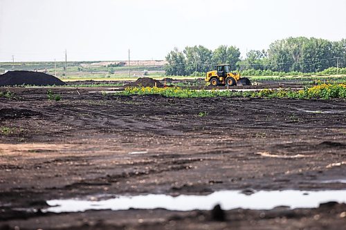 MIKAELA MACKENZIE / WINNIPEG FREE PRESS

CentrePort Canada Rail Park, which will soon host tenant Fastfrate Group, on Tuesday, Aug. 1, 2023. For Gabby Piche story.
Winnipeg Free Press 2023