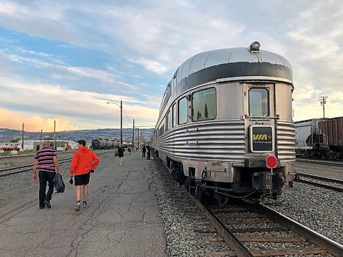 JOHN LONGHURST / WINNIPEG FREE PRESS
The train pulls into Kamloops, B.C.