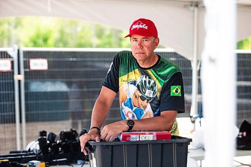 MIKAELA MACKENZIE / WINNIPEG FREE PRESS

Darrell Hees poses for a photo at the cycling headquarters at the World Police and Fire Games in Bird&#x2019;s Hill Park on Wednesday, Aug. 2, 2023. For Josh story.
Winnipeg Free Press 2023