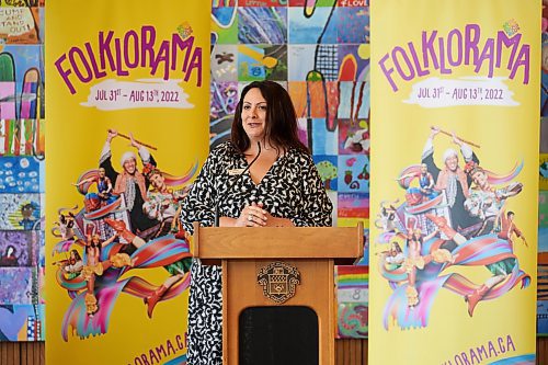 DAVID LIPNOWSKI / WINNIPEG FREE PRESS

Folklorama Executive Director Teresa Cotroneo speaks at Folklorama's media kick off and luncheon at City Hall Thursday July 28, 2022.