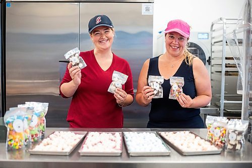 MIKAELA MACKENZIE / WINNIPEG FREE PRESS

Sydney Gervais, owner of the Polar Shoppe (left), and her mom Jennifer Lukacs at the commercial kitchen where they freeze-dry the candy on Wednesday, Aug. 2, 2023. For Dave Sanderson story.
Winnipeg Free Press 2023