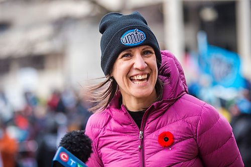 MIKAELA MACKENZIE / WINNIPEG FREE PRESS



UMFA president Orvie Dingwall speaks at a rally of UMFA members, students and supporters at the University of Manitoba in Winnipeg on Friday, Nov. 5, 2021. Standup.

Winnipeg Free Press 2021.