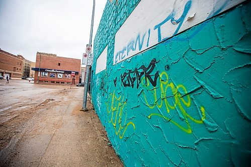 MIKAELA MACKENZIE / WINNIPEG FREE PRESS

Graffiti on a vacant building on Adelaide Street downtown in Winnipeg on Friday, April 14, 2023. For Joyanne story.

Winnipeg Free Press 2023.