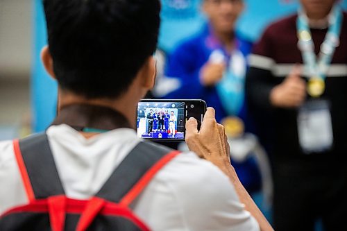 MIKAELA MACKENZIE / WINNIPEG FREE PRESS

The Cambodian jiu jitsu team poses for a photo with ther medals at the World Police and Fire Games at the RBC Convention Centre on Friday, Aug. 4, 2023. For &#x460;story.
Winnipeg Free Press 2023