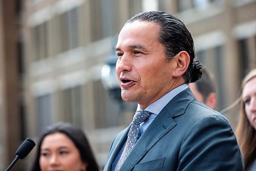 MIKAELA MACKENZIE / WINNIPEG FREE PRESS

NDP leader Wab Kinew makes an economic election announcement downtown on Wednesday, Aug. 9, 2023. For Carol Sanders story.
Winnipeg Free Press 2023.