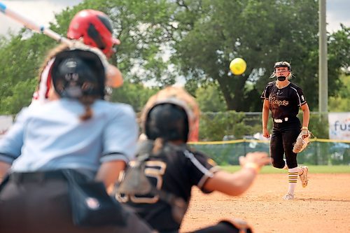 09082023
Presley Hodson #39 of the Westman Magic throws a pitch during a match against the Cloverdale Fury at the U15 Girl's Canadian Fast Pitch Championships at the Ashley Neufeld Softball Complex on Wednesday.
(Tim Smith/The Brandon Sun)