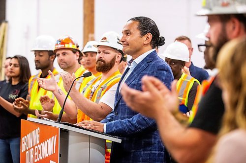 MIKAELA MACKENZIE / WINNIPEG FREE PRESS

NDP leader Wab Kinew makes an announcement about support for trade unions and promised changes to apprenticeships at the Manitoba Building Trades Institute on Thursday, Aug. 10, 2023. For Carol Sanders story.
Winnipeg Free Press 2023.