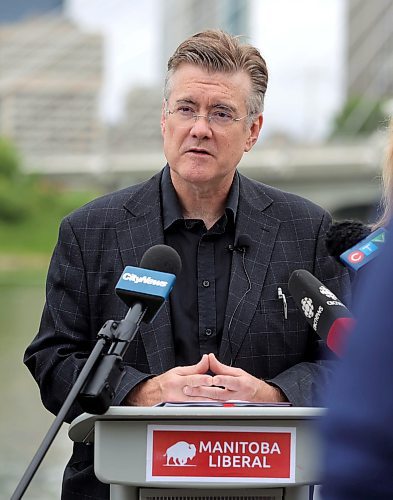 RUTH BONNEVILLE / WINNIPEG FREE PRESS

local - liberal presser

Dougald Lamont, Manitoba Liberal Party Leader and Manitoba Liberal Candidates  make a platform announcement on creating a local bank for small business people, at the Tach&#xe9; Public Docks Friday. 



August 11th,  2023

