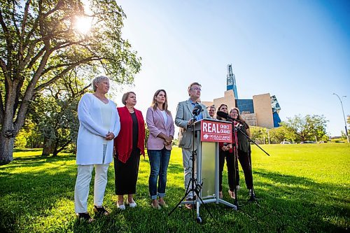 MIKAELA MACKENZIE / WINNIPEG FREE PRESS

Manitoba Liberal leader Dougald Lamont speaks to the media with female candidates at a press conference across from the Canadian Museum for Human Rights on Monday, Aug. 14, 2023. For Katie May story.
Winnipeg Free Press 2023