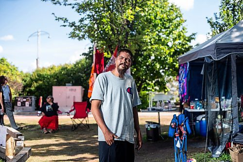 MIKAELA MACKENZIE / WINNIPEG FREE PRESS

Firekeeper Shining Goldstar at Camp Marcedes (beside the Canadian Museum for Human Rights) on Monday, Aug. 14, 2023. For Cierra Bettens story.
Winnipeg Free Press 2023