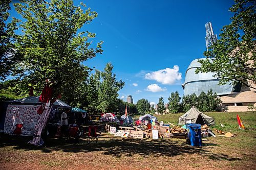 MIKAELA MACKENZIE / WINNIPEG FREE PRESS

Camp Marcedes (beside the Canadian Museum for Human Rights) on Monday, Aug. 14, 2023. For Cierra Bettens story.
Winnipeg Free Press 2023