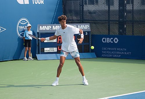 Mike Thiessen / Winnipeg Free Press 
Montr&#xe9;al&#x2019;s Gabriel Diallo during his match against Enzo Couacaud during the National Bank Challenger Tennis Tournament. For Donald Stewart. 230815 &#x2013; Tuesday, August 15, 2023