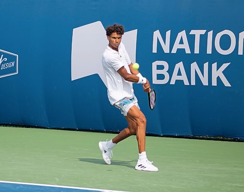 Mike Thiessen / Winnipeg Free Press 
Montr&#xe9;al&#x2019;s Gabriel Diallo during his match against Enzo Couacaud during the National Bank Challenger Tennis Tournament. For Donald Stewart. 230815 &#x2013; Tuesday, August 15, 2023