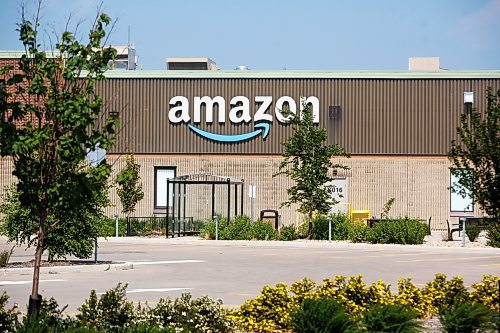 MIKE DEAL / WINNIPEG FREE PRESS
The Amazon Distribution Centre Winnipeg West at 11 Plymouth Street is now closed.
See Martin Cash story
230817 - Thursday, August 17, 2023.