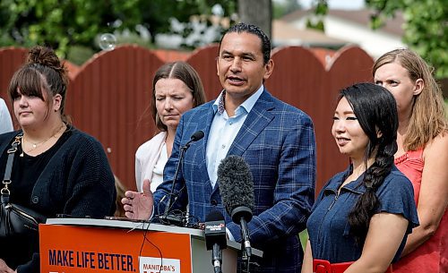 Manitoba NDP leader Wab Kinew speaks about expanding the province's $10-a-day child-care initiative during a Sunday morning press conference at Paufeld Park in Winnipeg. (John Woods/Winnipeg Free Press) 