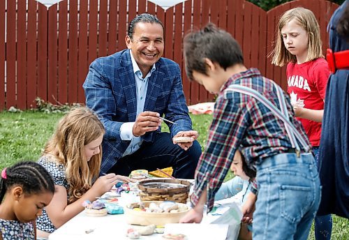 JOHN WOODS / WINNIPEG FREE PRESS
NDP leader Wab Kinew speaks about child care at a press conference at Paufeld Park in Winnipeg, Sunday, August  20, 2023. 

Reporter: