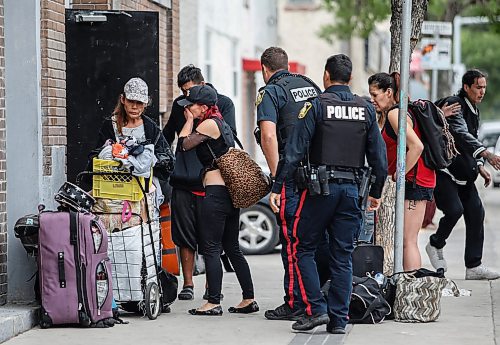 JOHN WOODS / WINNIPEG FREE PRESS
Police enter the building as people are evicted from 743 Sargent Ave. in Winnipeg, Monday, August  21, 2023. 

Reporter: ?