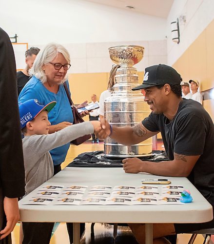 Mike Thiessen / Winnipeg Free Press 
The Vegas Golden Knights&#x2019; Keegan Kolesar shakes the hand of a young fan at the Red River Community Centre during the Stanley Cup&#x2019;s stint in Manitoba. 230822 &#x2013; Tuesday, August 22, 2023
