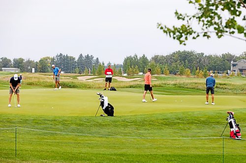 MIKE DEAL / WINNIPEG FREE PRESS
Competitors practice on the putting green in the lead up to the CentrePort Canada Rail Park Manitoba Open taking place August 24 &#x2013; 27 at Southwood Golf and Country Club Tuesday morning.
See Mike McIntyre story
230822 - Tuesday, August 22, 2023.