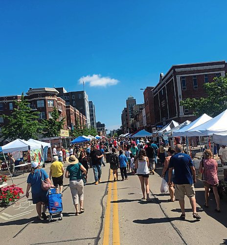 Willy Williamson / Winnipeg Free Press
Green Bay’s Saturday market has been a shopping and gathering place for more than a century. 