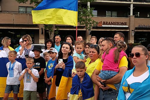 24082024
Members of Brandon&#x2019;s Ukrainian community take part in a flag raising and Independence Day celebrations at Brandon City Hall on Thursday, one and a half year&#x2019;s into Russia&#x2019;s invasion of the country. Brandon Mayor Jeff Fawcett spoke before raising the flag with members of the community. The Ukrainian-Canadian Association Tryzub is also holding a fundraising celebration at the Ukrainian Reading Association Hall on Saturday, which will raise money for volunteer organizations in Ukraine. 
(Tim Smith/The Brandon Sun)
