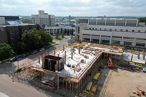 25082023
Construction to expand the Brandon Regional Health Centre continues on Friday. 
(Tim Smith/The Brandon Sun)