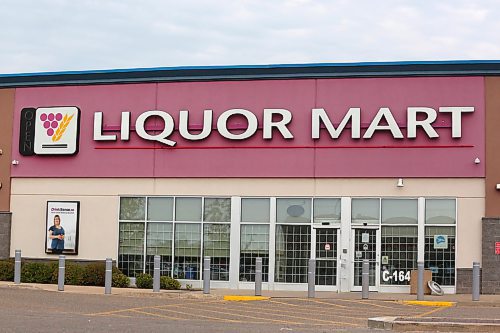 The exterior of the closed Brandon South Liquor Mart on Saturday afternoon. This store, along with the vast majority of Liquor Mart locations throughout Manitoba, will reopen to the public today as an extended labour dispute between provincial liquor workers and Manitoba Liquor and Lotteries ends. (Kyle Darbyson/The Brandon Sun)