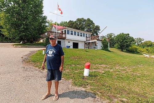 MIKE DEAL / WINNIPEG FREE PRESS
Dennis Collingwood, the harbour master for the Pelican Lake Yacht Club in the town of Ninette, MB.
See Ben Waldman story
230815 - Tuesday, August 15, 2023.