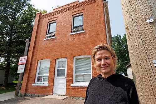 MIKE DEAL / WINNIPEG FREE PRESS
Corlee Pushka, a Brandon-raised real estate agent who moved to Ninette in 2017. Pushka now owns the former post office on the town&#x2019;s main street, converted into a 24-hour laundromat with an AirBnB rental suite on the second floor.
See Ben Waldman story
230815 - Tuesday, August 15, 2023.