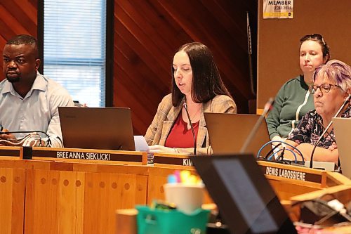 Brandon School Division trustee Breanna Sieklicki tables a motion on Monday evening to establish a book review committee to ban inappropriate material from local schools. This motion was not seconded by any of Sieklicki's fellow trustees, with chairperson Linda Ross explaining that the issue was already dealt with back in May. (Kyle Darbyson/The Brandon Sun)