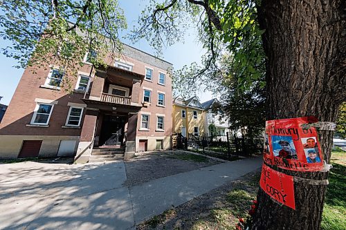 MIKE DEAL / WINNIPEG FREE PRESS
A memorial, for Cory Roger Roullete, 38, is taped to the tree outside the building where he was killed, 583 Furby Street.  
See Tyler Searle story
230830 - Wednesday, August 30, 2023.