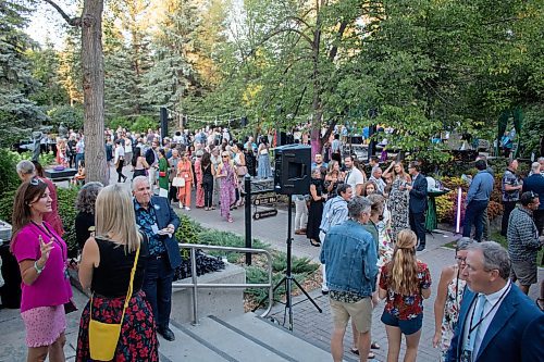 Mike Thiessen / Winnipeg Free Press 
Attendees came out in droves to the 2023 Garden Party at Assiniboine Park, a fundraiser for the park held in the Leo Mol Statue Garden. 230830 &#x2013; Wednesday, August 30, 2023